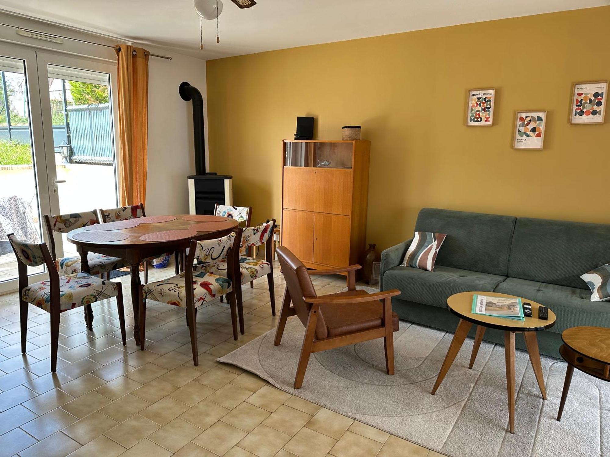 Maison Seventies Climatisee, Parking Prive Chablis Extérieur photo